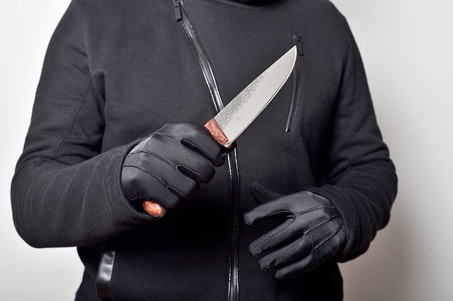 שודד עם סכין אילוסטרציה. קרדיט צילום: pixabay
