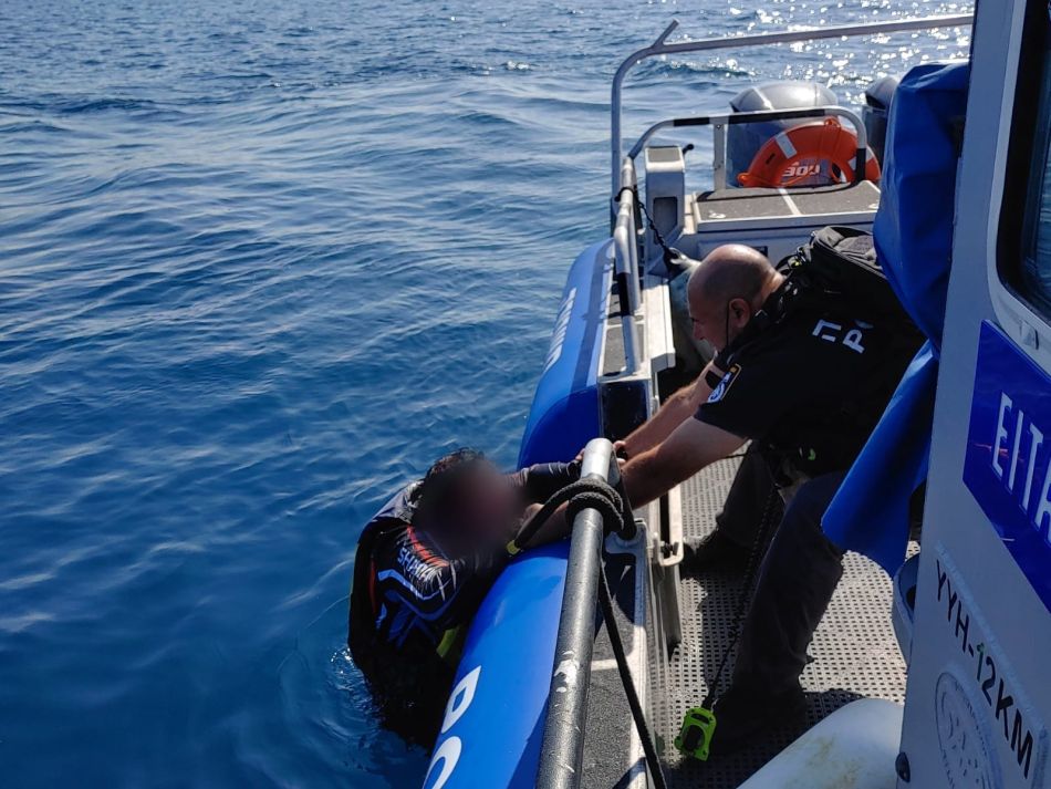 חילוץ מלב ים צילום דוברות משטרת ישראל