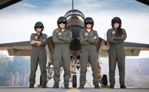 הנשים המסיימות את קורס הטיס צילום דובר צהל