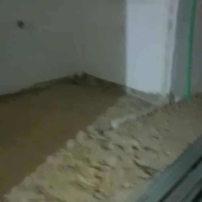 חול במקום רצפות בדירה