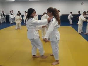 אימון ג' ודו של כיתות ו' בהדר יוסף במסגרת פרוייקט judo roots צילום בית הספר דוד אלעזר