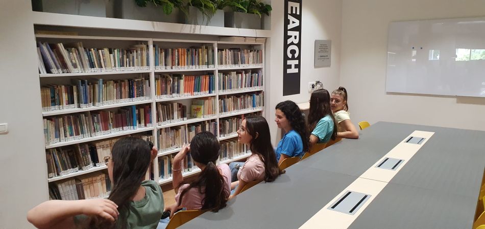 חנוכת ספריית בית הספר קוגל המחודשת, צילום-עיריית חולון, מאי 2022 (22)
