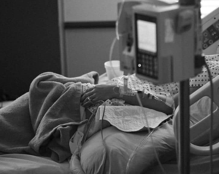 מיטה בית חולים חולה צילום PIXABAY