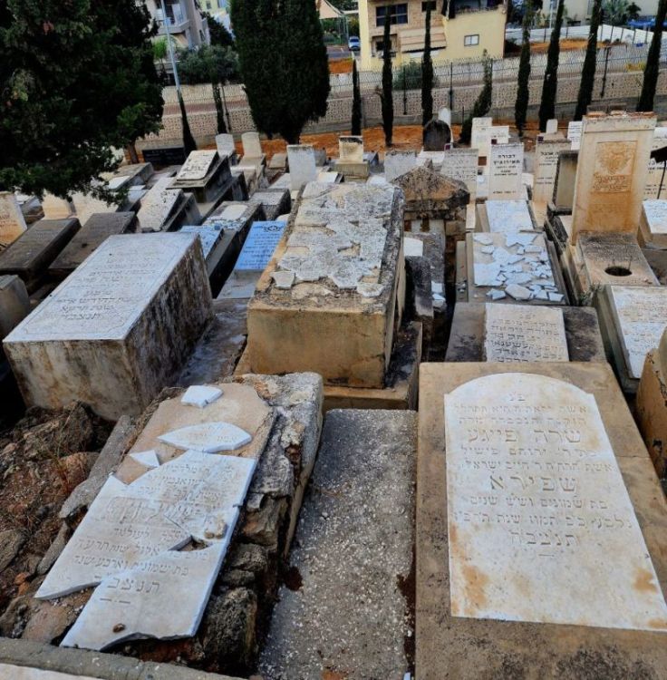 קבר בית קברות 1 צילום ישראל פרקר
